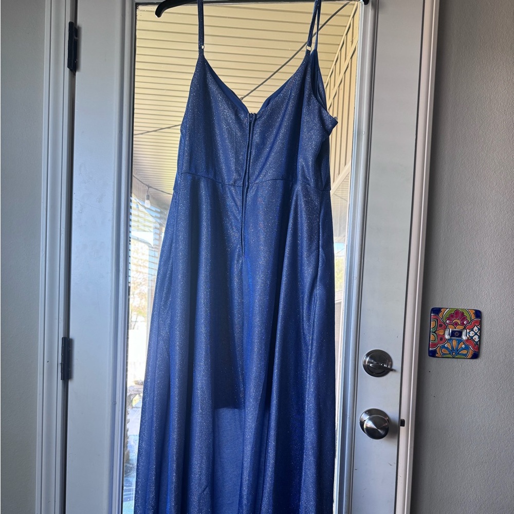 Beautiful periwinkle prom dress with pockets